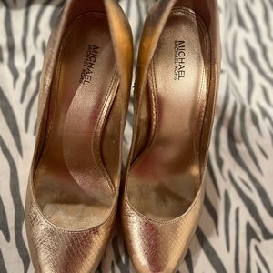 All dressed up and no wear to go.